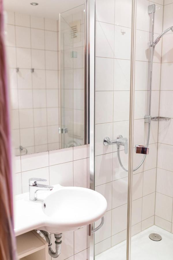Hotel Stadt Kassel Rinteln Εξωτερικό φωτογραφία